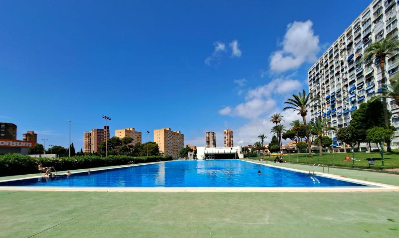 Apartament Comfortable Studio With Sea View Benidorm Zewnętrze zdjęcie