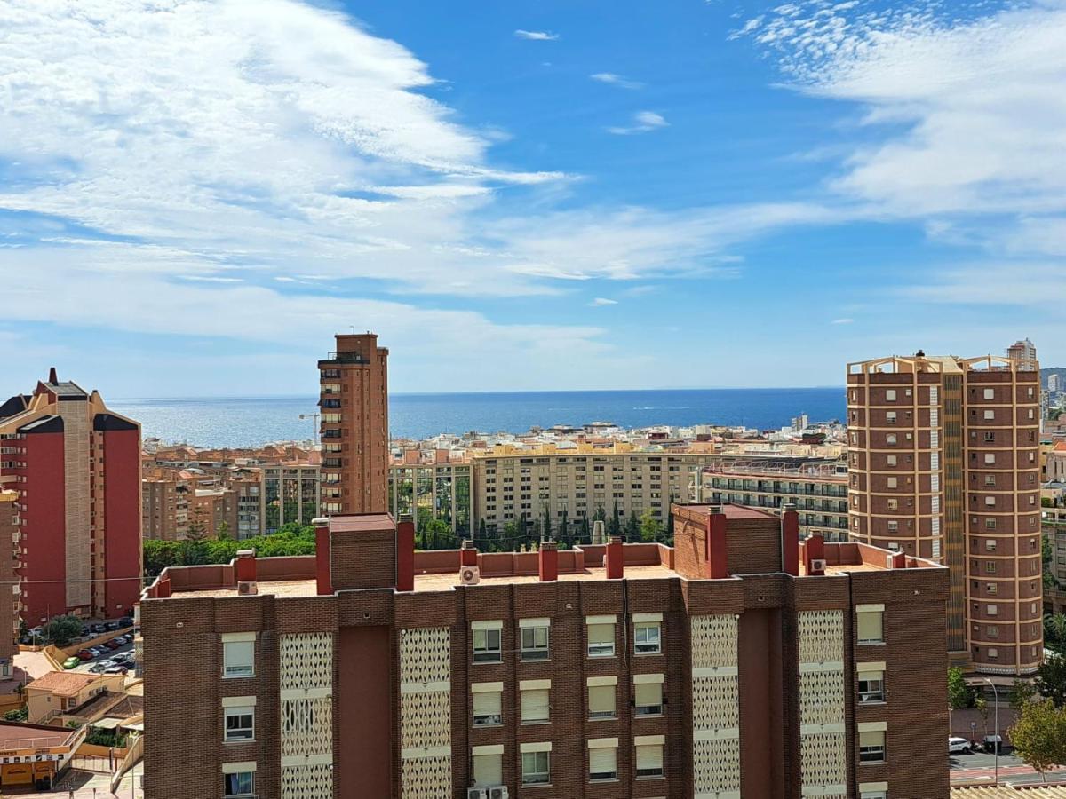 Apartament Comfortable Studio With Sea View Benidorm Zewnętrze zdjęcie