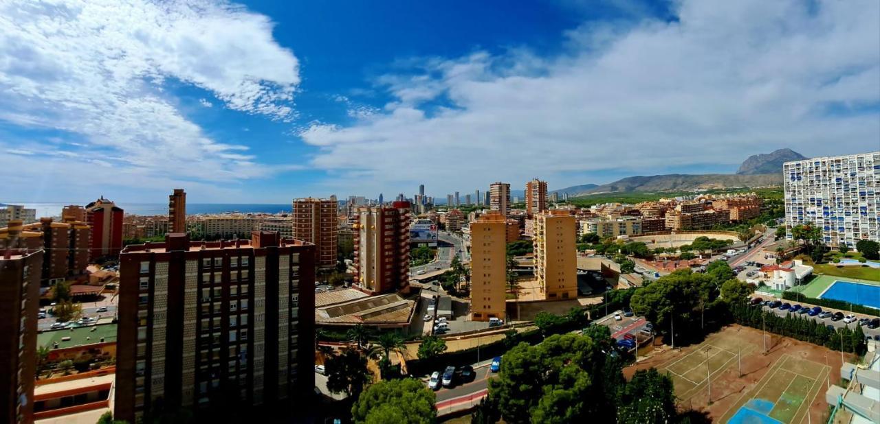 Apartament Comfortable Studio With Sea View Benidorm Zewnętrze zdjęcie